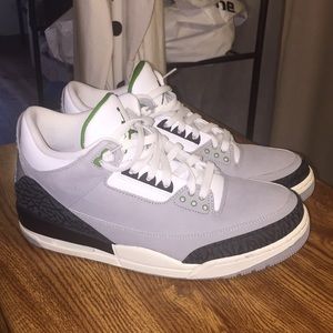 Mens Jordan Retro 3 “Chlorophyll” Size 11
